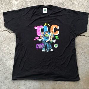Vintage TLC Band Cross Colours Women’s Hip Hop RnB Music Shirt